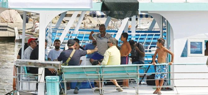 Manifestation en bateau pour revendiquer les droits du Liban dans le cadre d’un différend maritime avec Israël