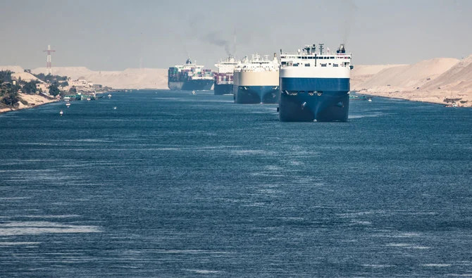 Egypte: Un pétrolier a bloqué le canal de Suez à cause d'une avarie