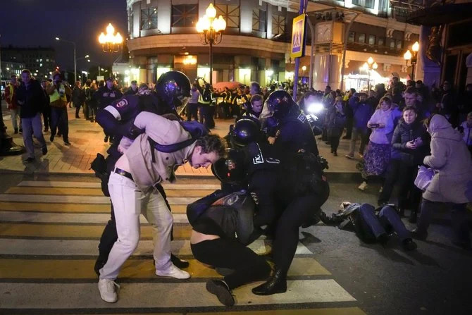 Russie: Plus de 1300 arrestations dans des manifestations anti-mobilisation