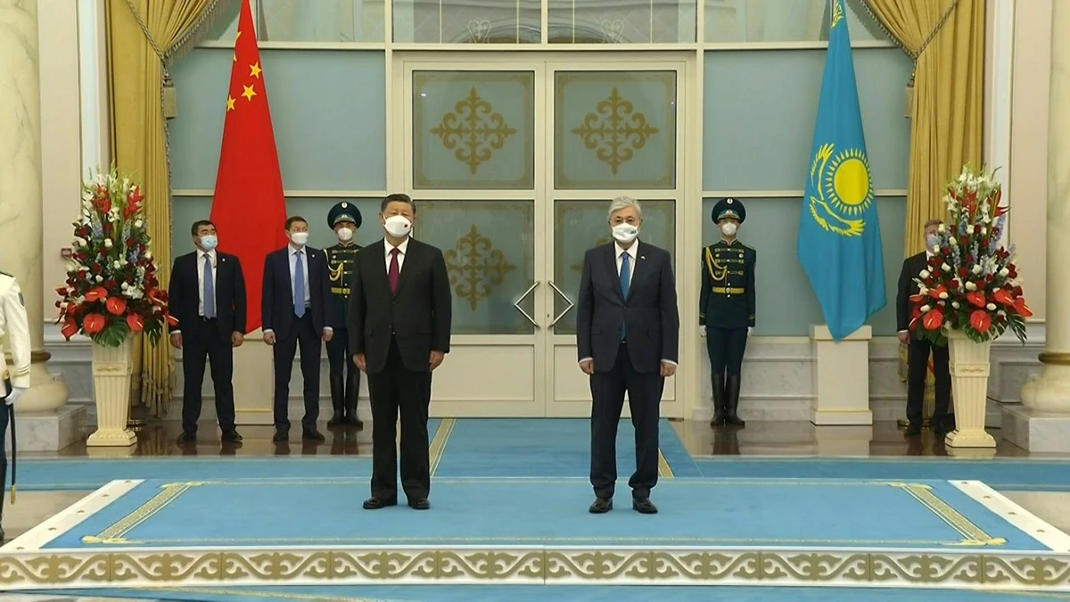 Xi affiche son entente avec le Kazakhstan, voisin soucieux des ambitions russes