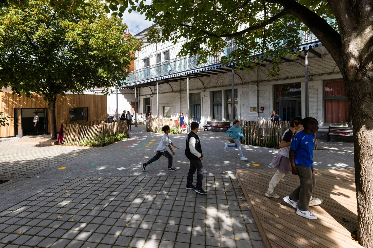 Familles monoparentales: bientôt des aides étendues pour la garde d'enfants de 6 à 11 ans