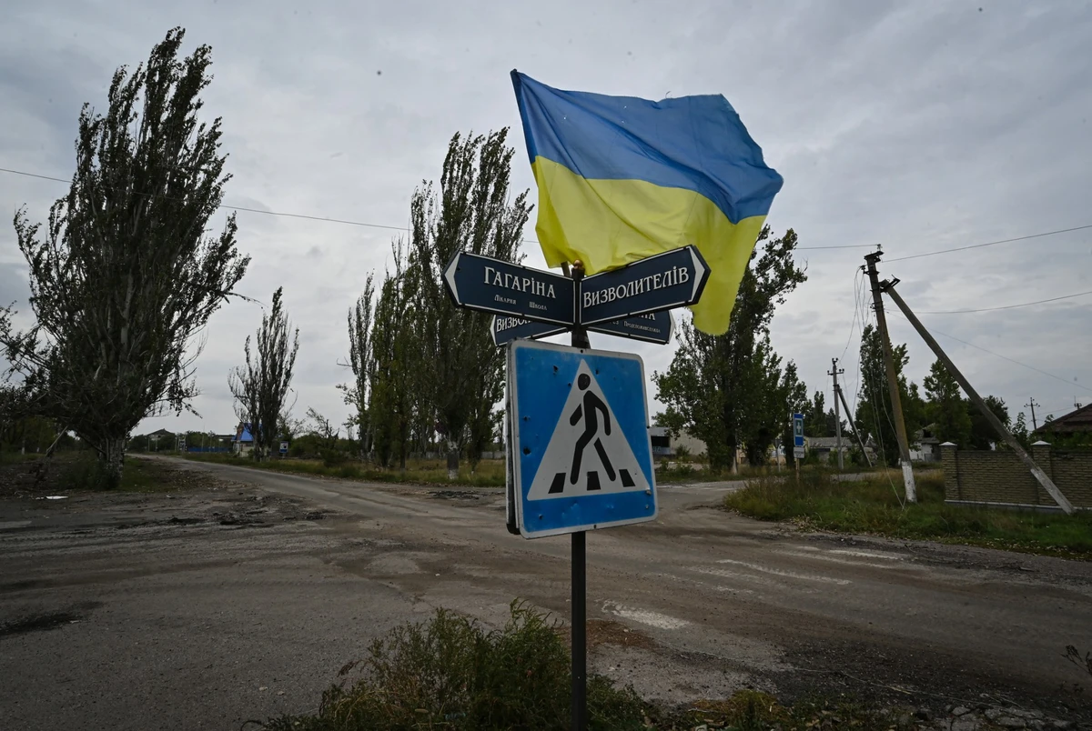 Ukraine: Les dirigeants prorusses réclament l'annexion, l'UE veut des sanctions