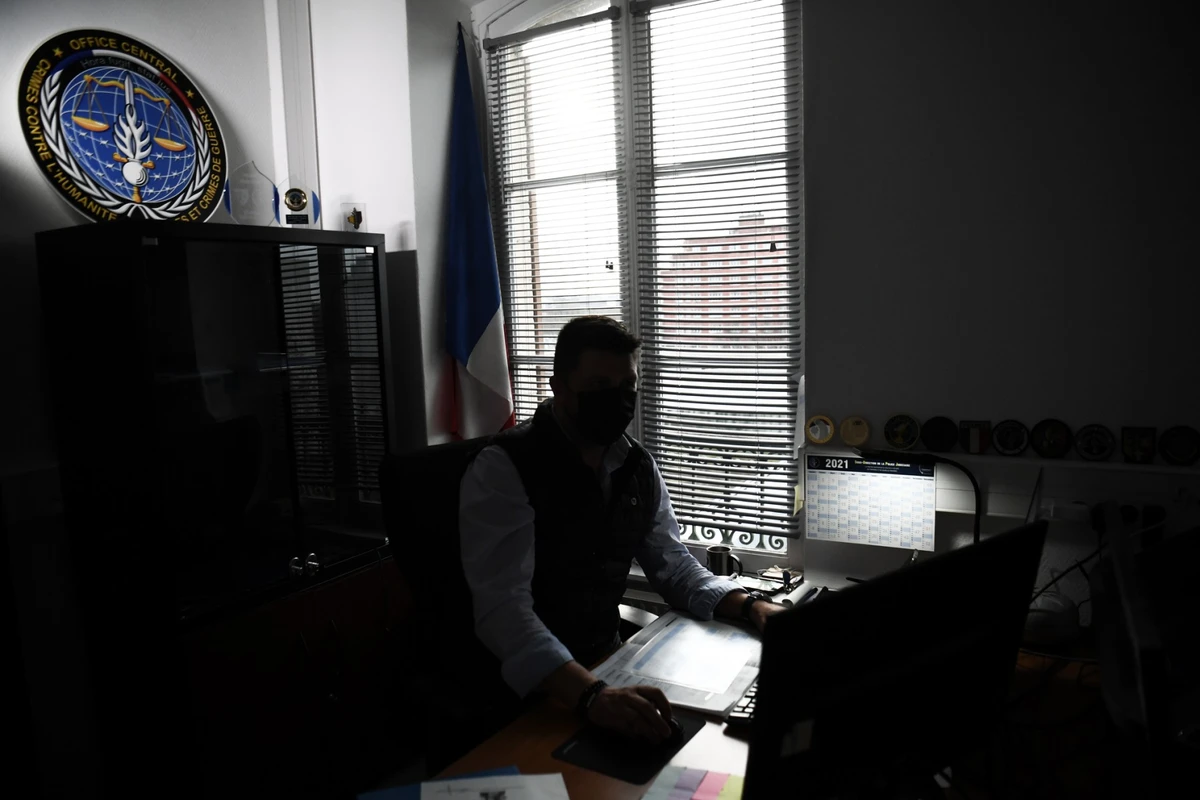 Crimes de guerre en Ukraine: une cellule d'enquêteurs dédiée en France