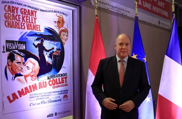 Albert de Monaco rend hommage à sa mère Grace Kelly, «princesse de Hollywood»
