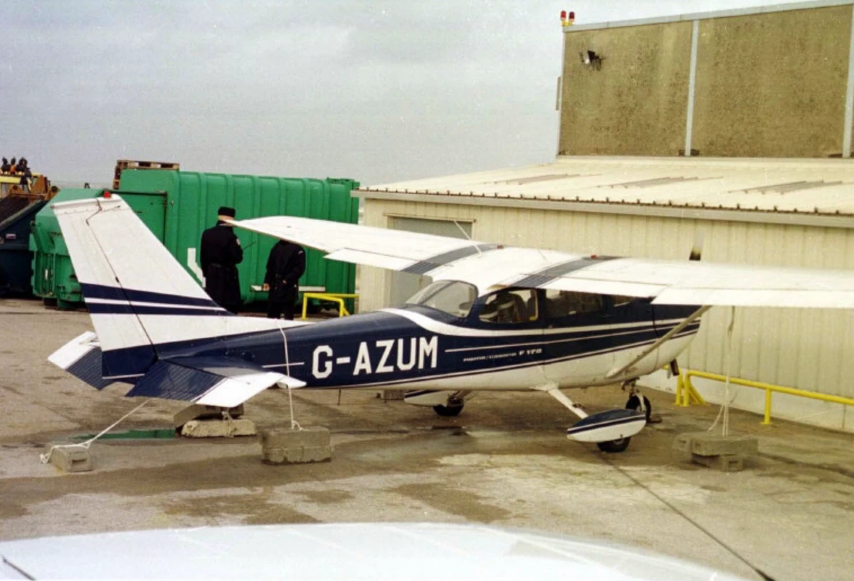Un «avion-fantôme» autrichien s'abîme en mer au large de la Lettonie