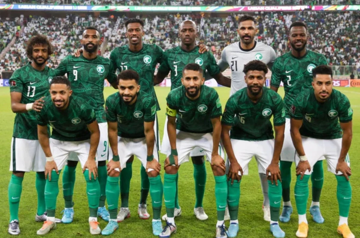 Tous les yeux sont rivés sur les stars du football arabe à la veille de la Coupe du monde au Qatar