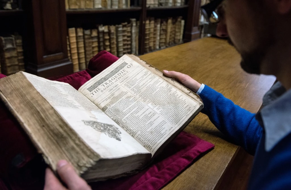 Shakespeare se refait une beauté dans «la maison de Molière»