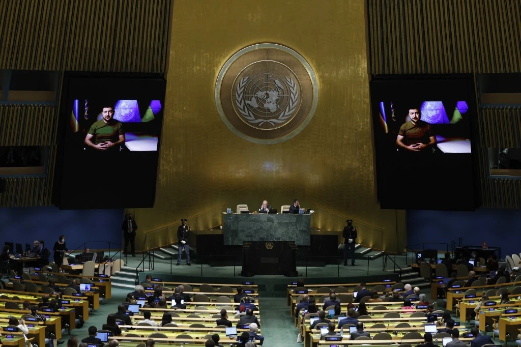 À l'ONU, Zelensky appelle à «châtier» la Russie