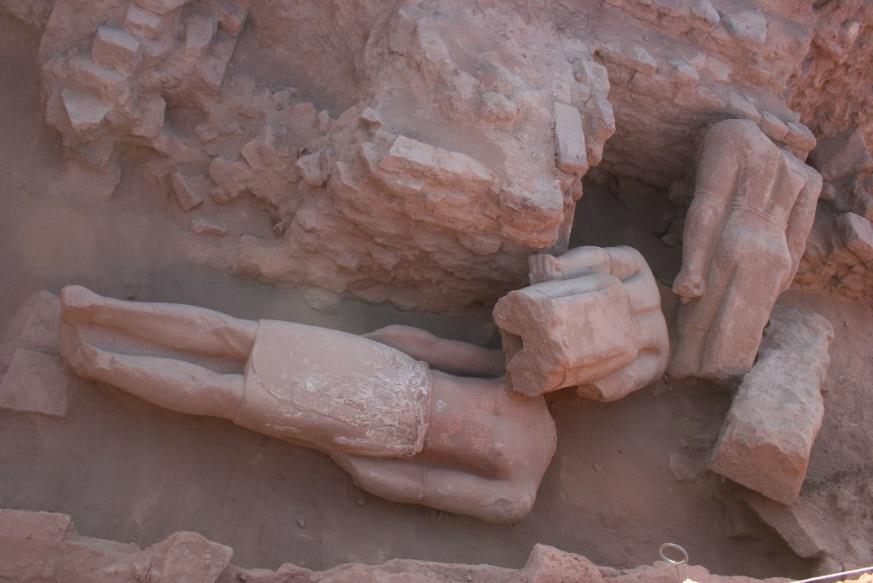 En images: La Statue Lihyanite au Louvre