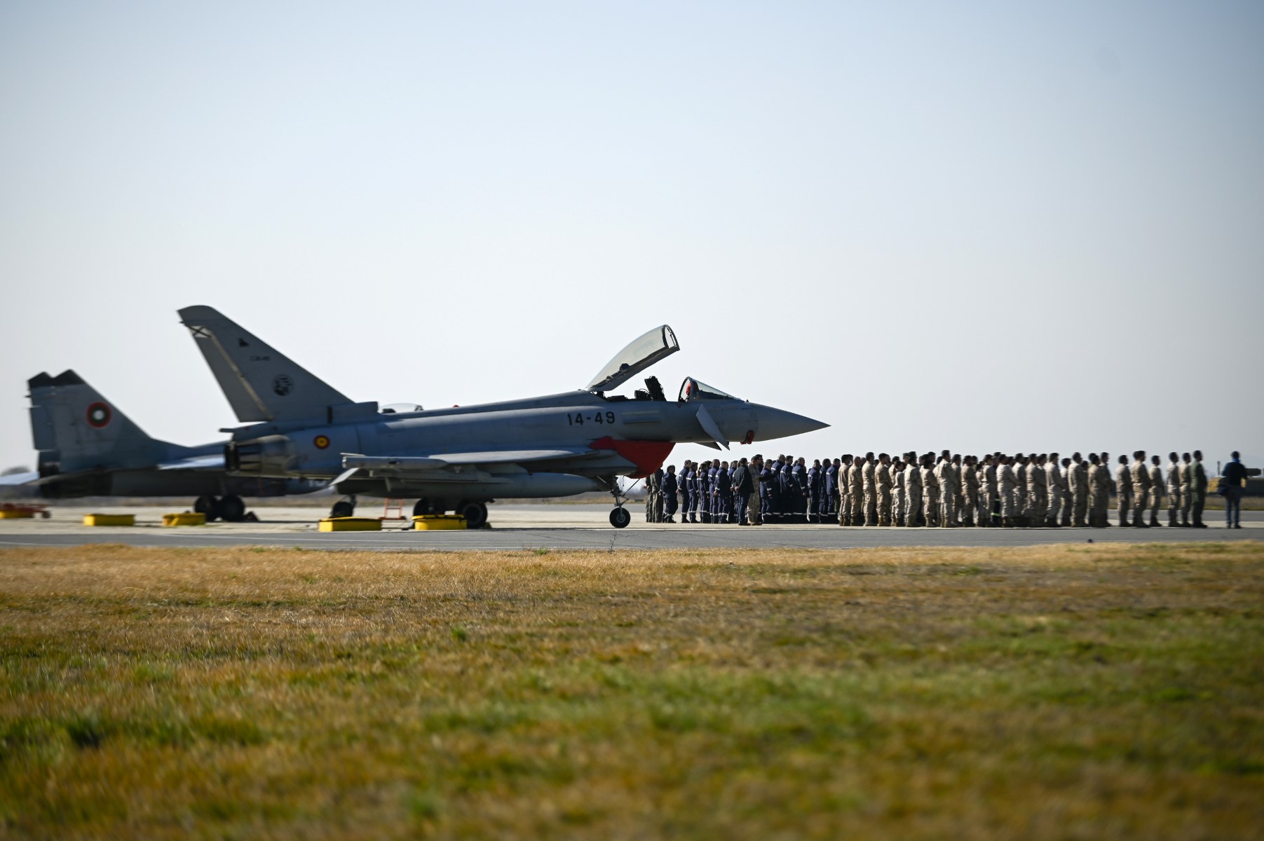 Ukraine: Madrid renforce le bouclier aérien sur le flanc Est de l'Otan avec 14 avions de chasse