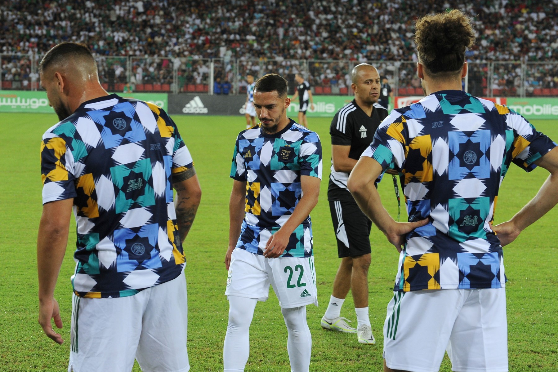 Accord entre le Maroc et Adidas sur le maillot controversé de la sélection algérienne