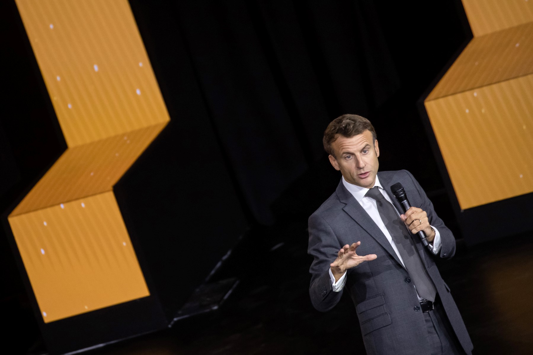 Sobriété: «si on se mobilise tous», « on passe l'hiver », affirme Macron