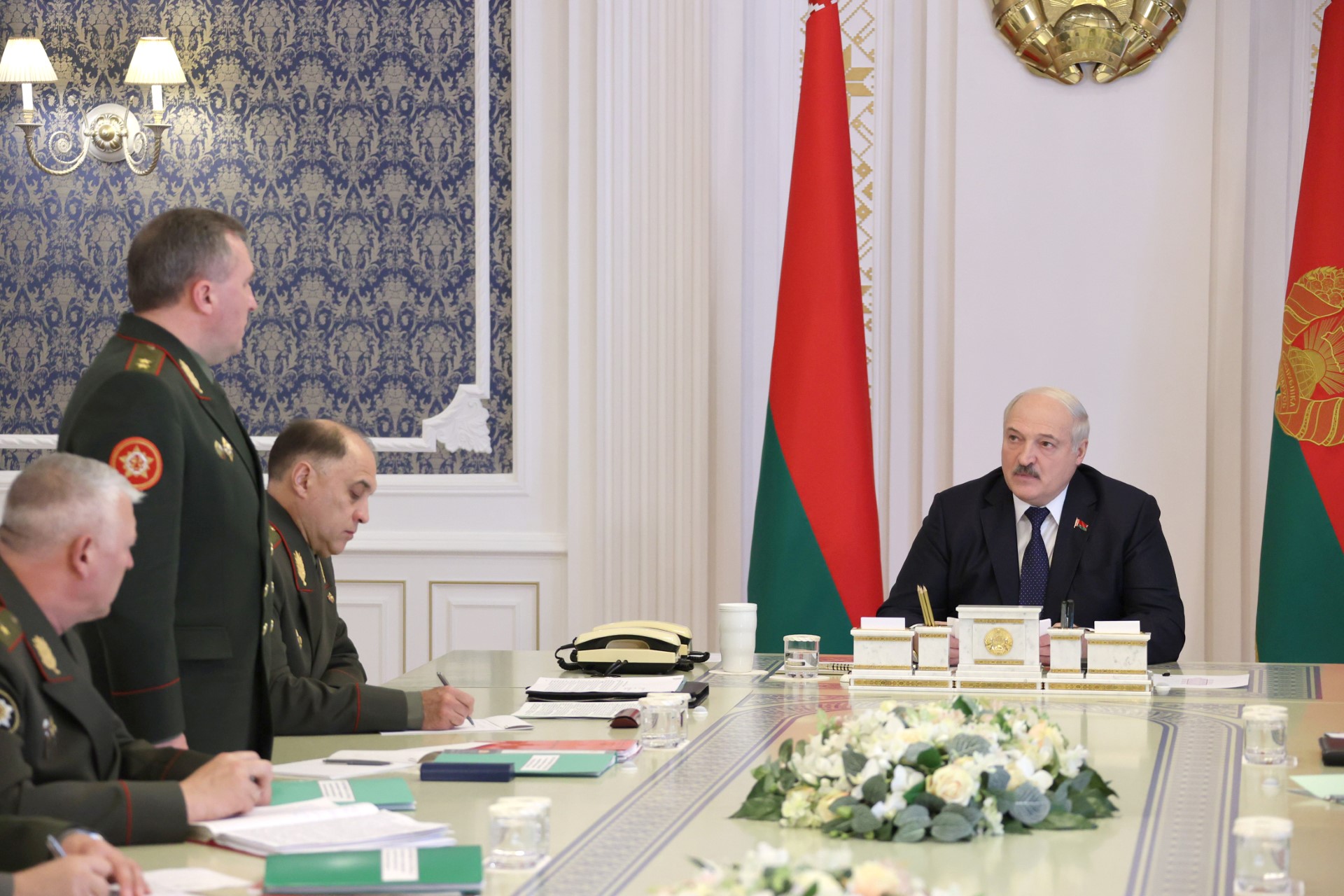 Ukraine: Paris «avertit» le Belarus de ne pas entrer dans la guerre
