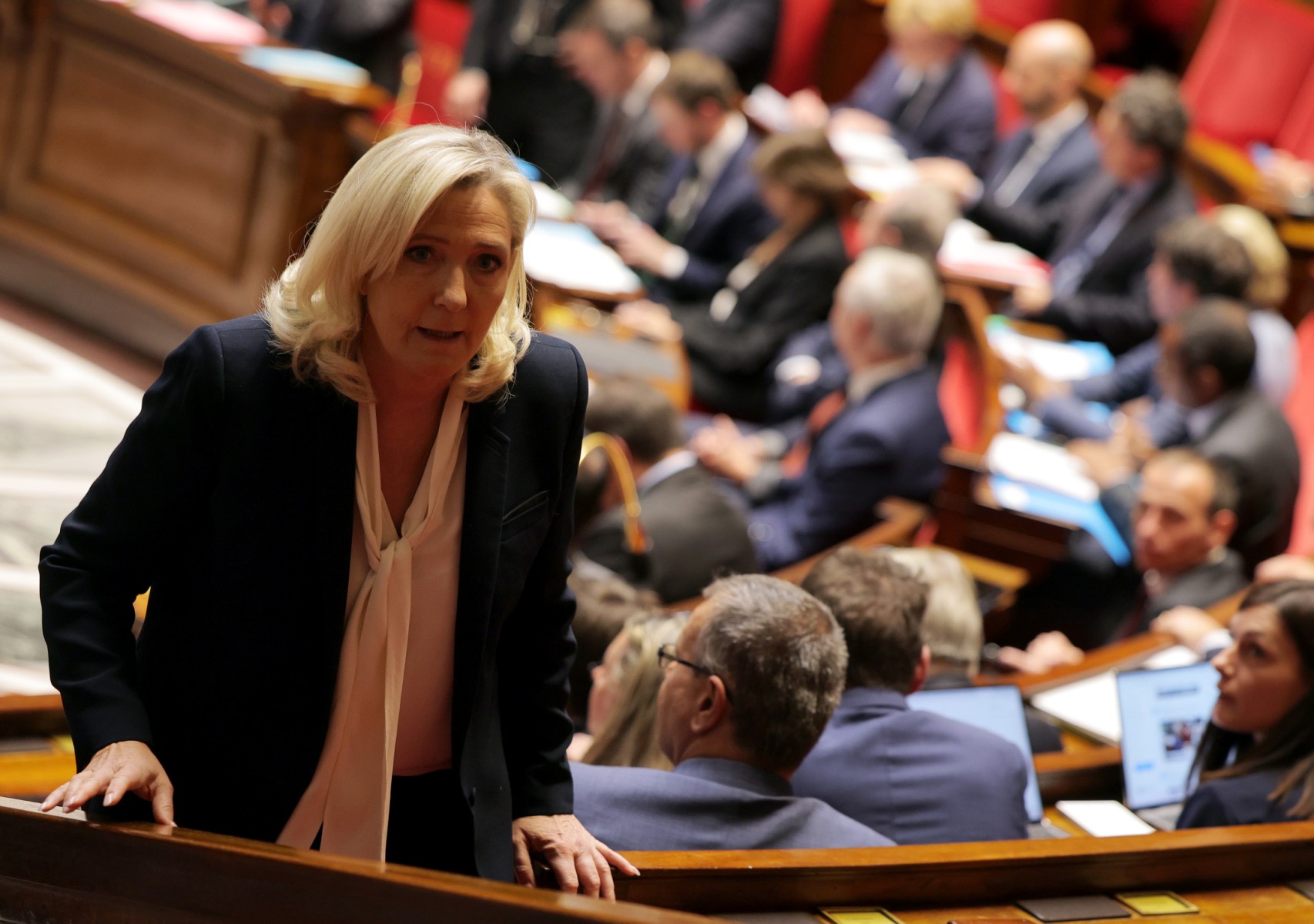 Marine Le Pen dénonce un «manque de vision» du gouvernement pour l'Outre-mer