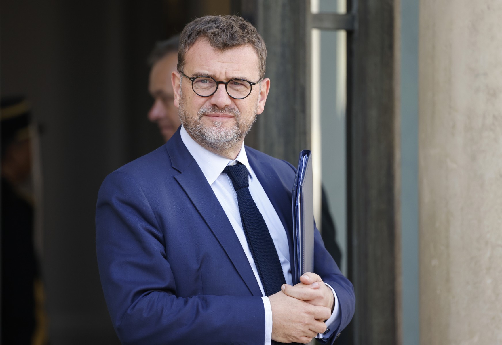 Hébergement d'urgence: le gouvernement renonce à supprimer des places en 2023