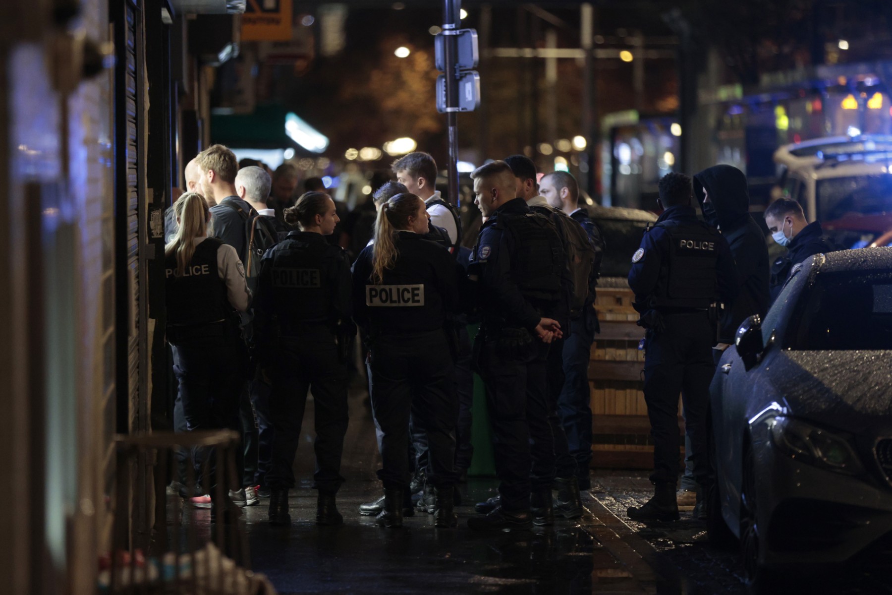 Homme tué lors d'un refus d'obtempérer à Paris: un policier mis en examen