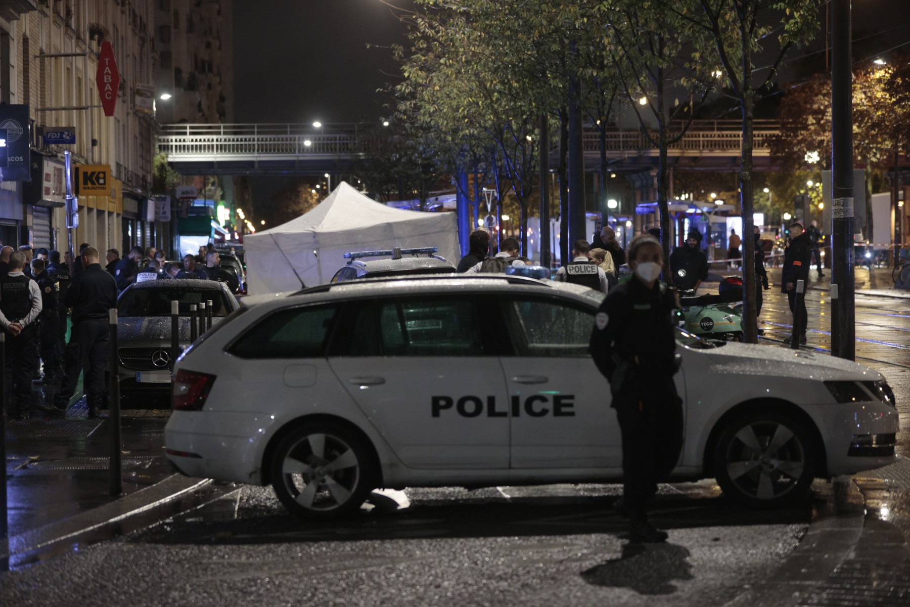 Vols de voitures: neuf personnes mises en examen à Paris, dont six incarcérées