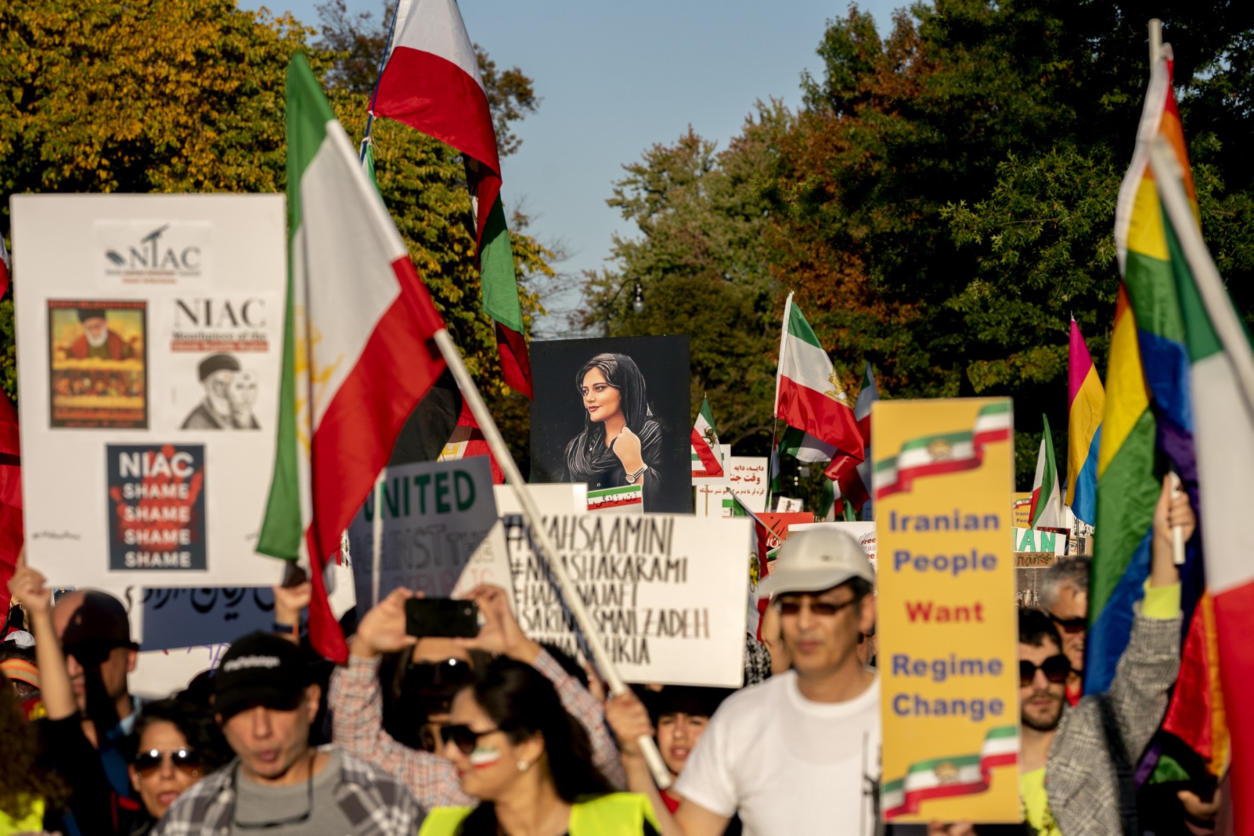 Iran: des tactiques audacieuses pour faire durer les manifestations malgré la répression