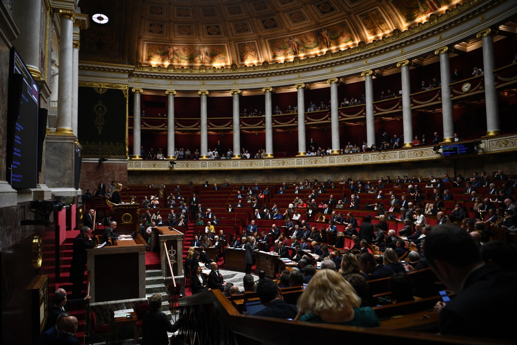Budget: le couperet du «49.3» attendu dans la journée