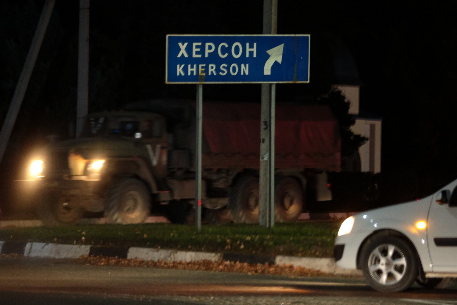 Ukraine: les Russes vont-ils batailler pour Kherson ou se replier?