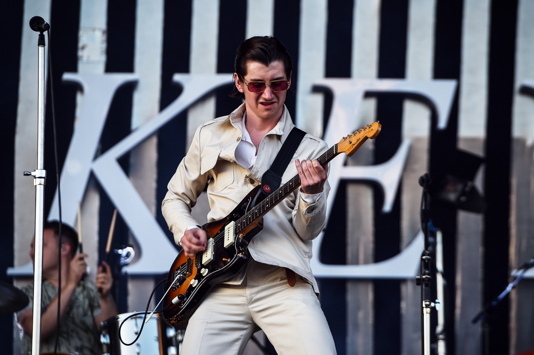 Arctic Monkeys carbure à la soul avec «The Car»