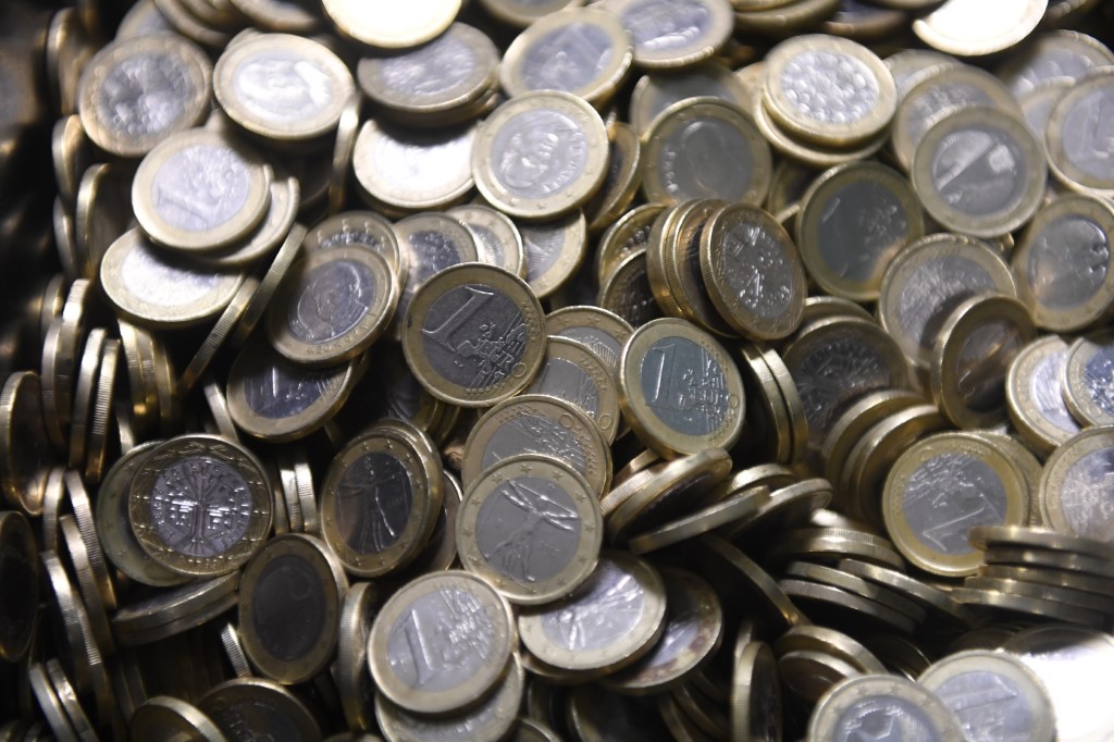 Zone euro: l'économie en sursis sur fond d'inflation record