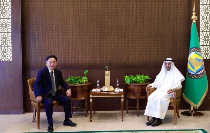 Le secrétaire général du CCG insiste sur l’importance de renforcer la coopération avec la Chine