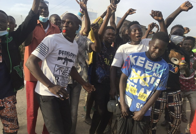 Manifestations sanglantes au Tchad: «insurrection» avec «soutien» étranger, selon Déby