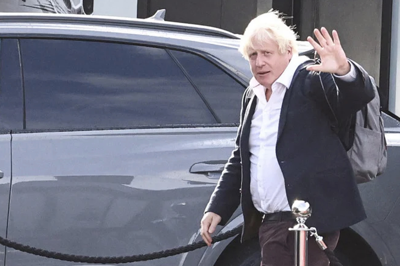 Boris Johnson se retire de la course à Downing Street