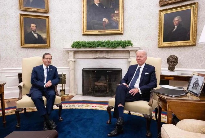 Les drones iraniens en Ukraine au cœur des discussions entre Joe Biden et le président israélien