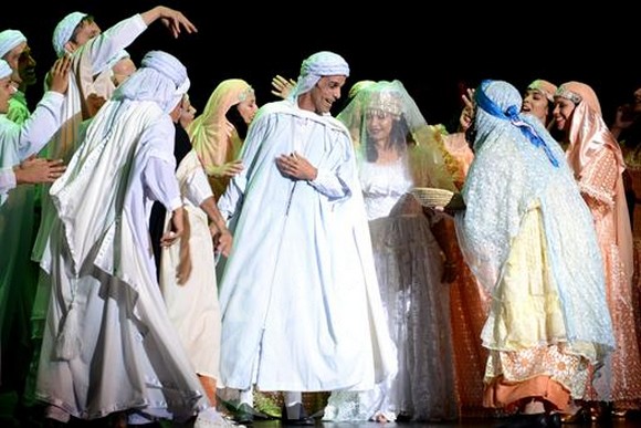 «Ima’Ates», spectacle de chants traditionnels et danses: L’art dans toute sa diversité