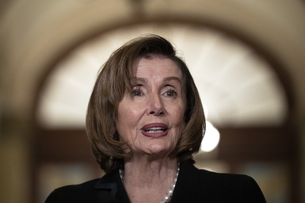 Nancy Pelosi «traumatisée» par l'agression violente contre son mari