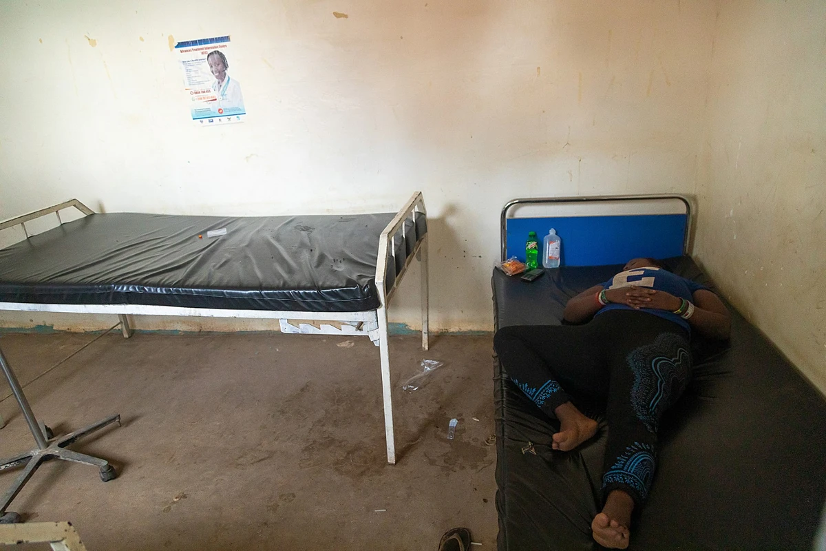 Epidémie d'Ebola: l'Ouganda confine deux districts