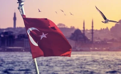 La Turquie qualifie de terroristes des présentateurs de télévision affiliés aux Frères musulmans