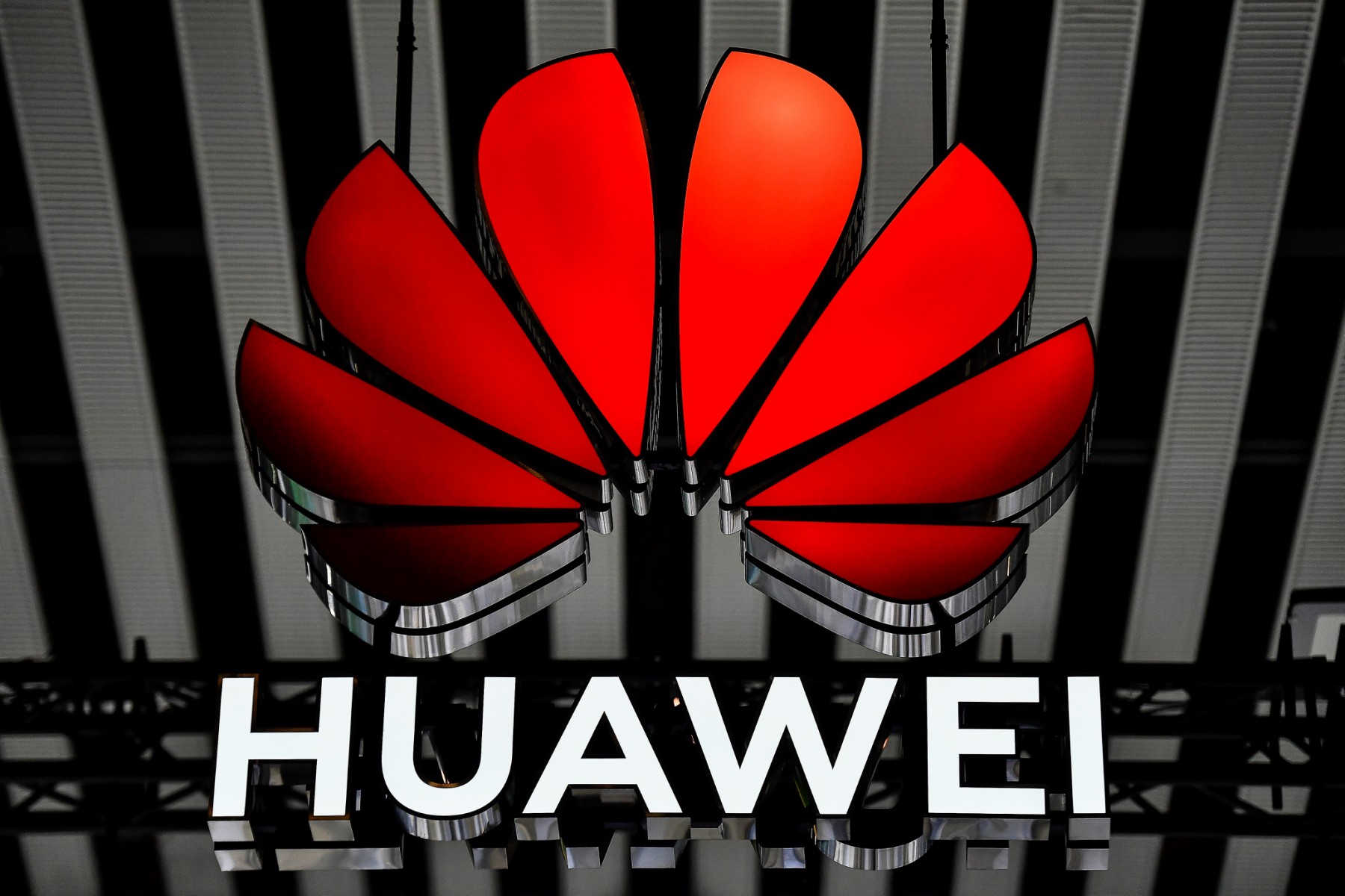 Les Etats-Unis interdisent officiellement les équipements télécoms chinois