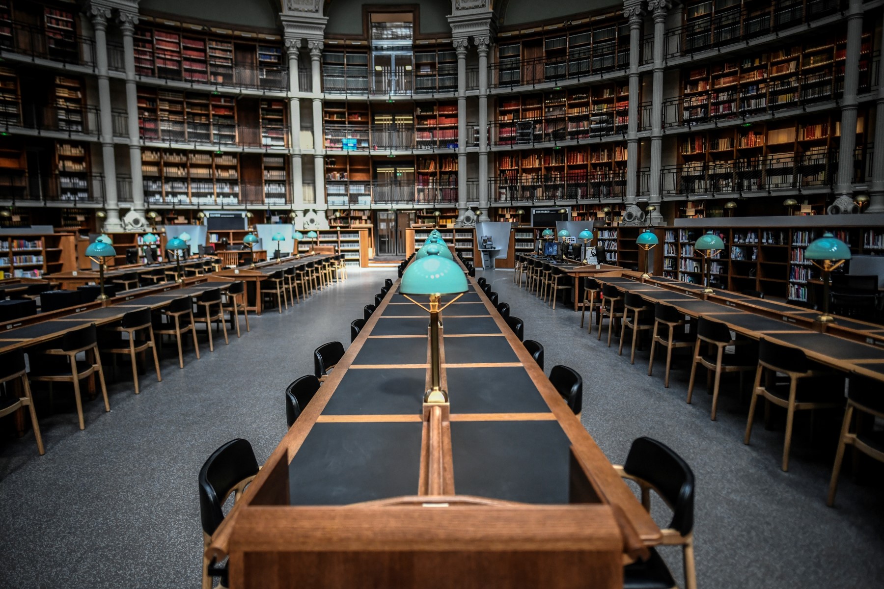Quand accéder à une bibliothèque devient un luxe dans la deuxième ville de France