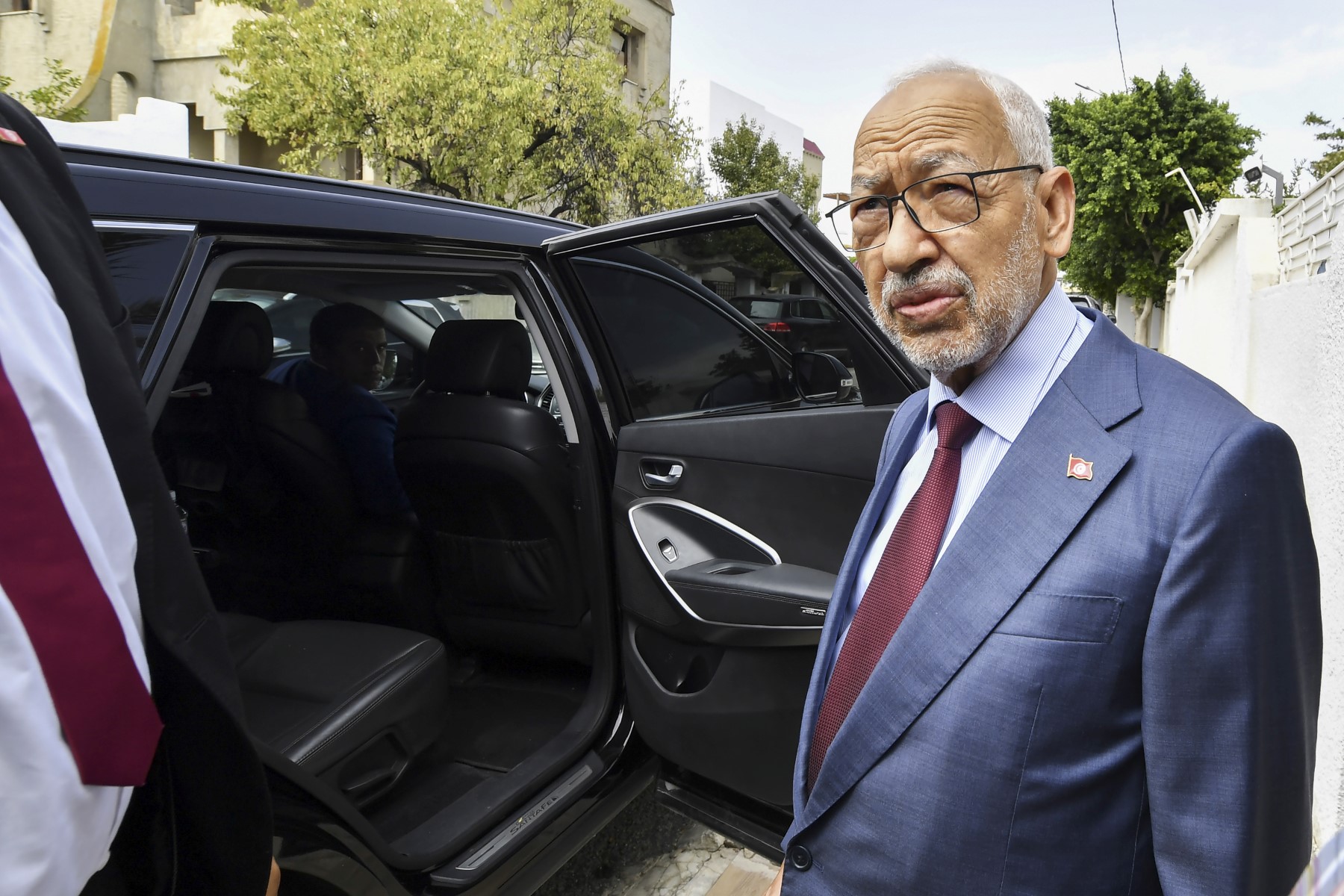 Tunisie: Le chef d'Ennahdha laissé en liberté après son audition pour «blanchiment d'argent»