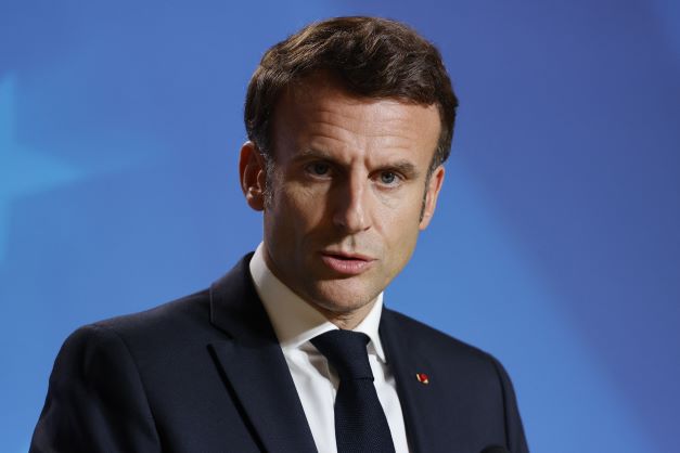 Peines confirmées en appel pour l'auteur de la gifle à Emmanuel Macron