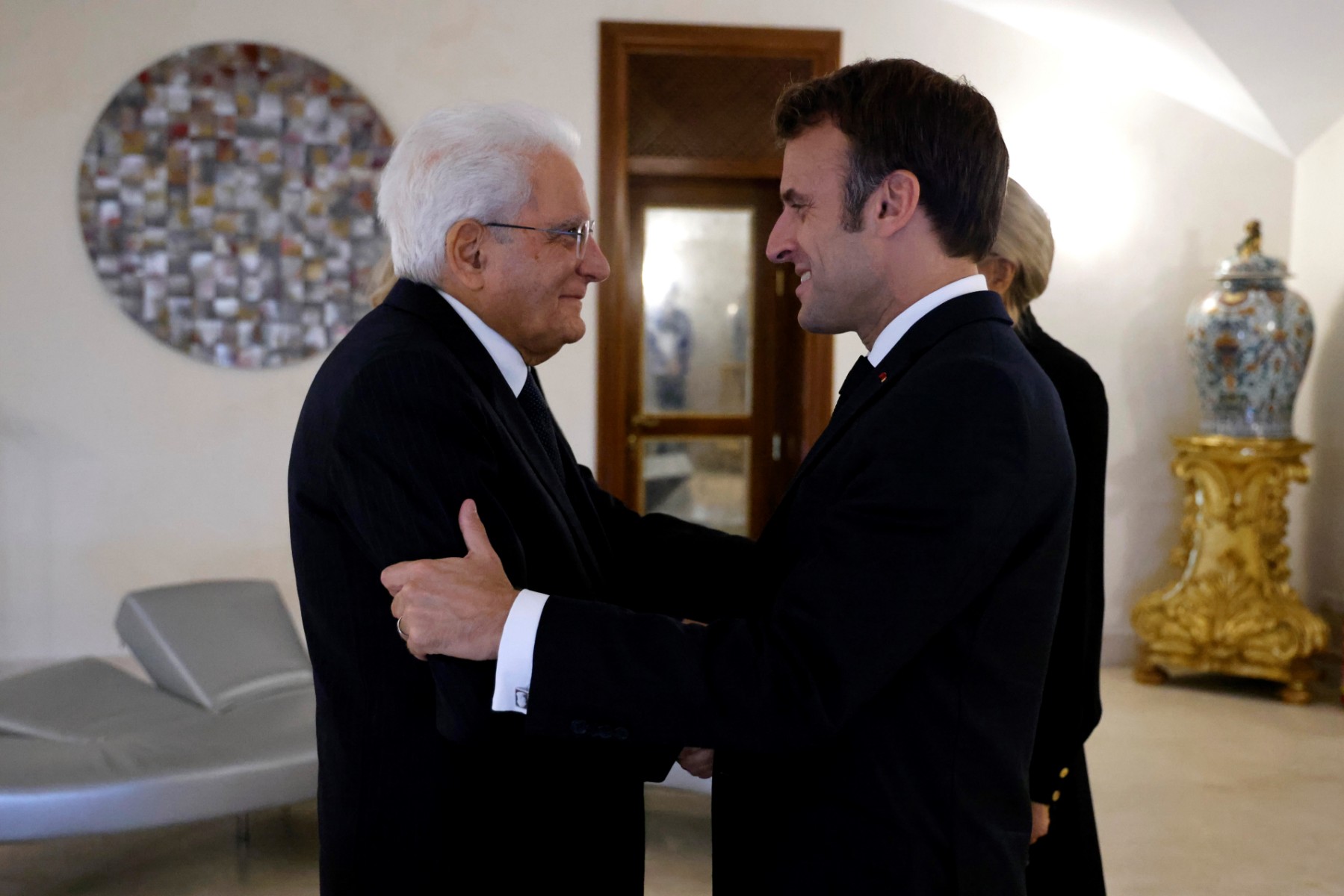 Macron et Mattarella insistent sur «la grande importance» des relations franco-italiennes