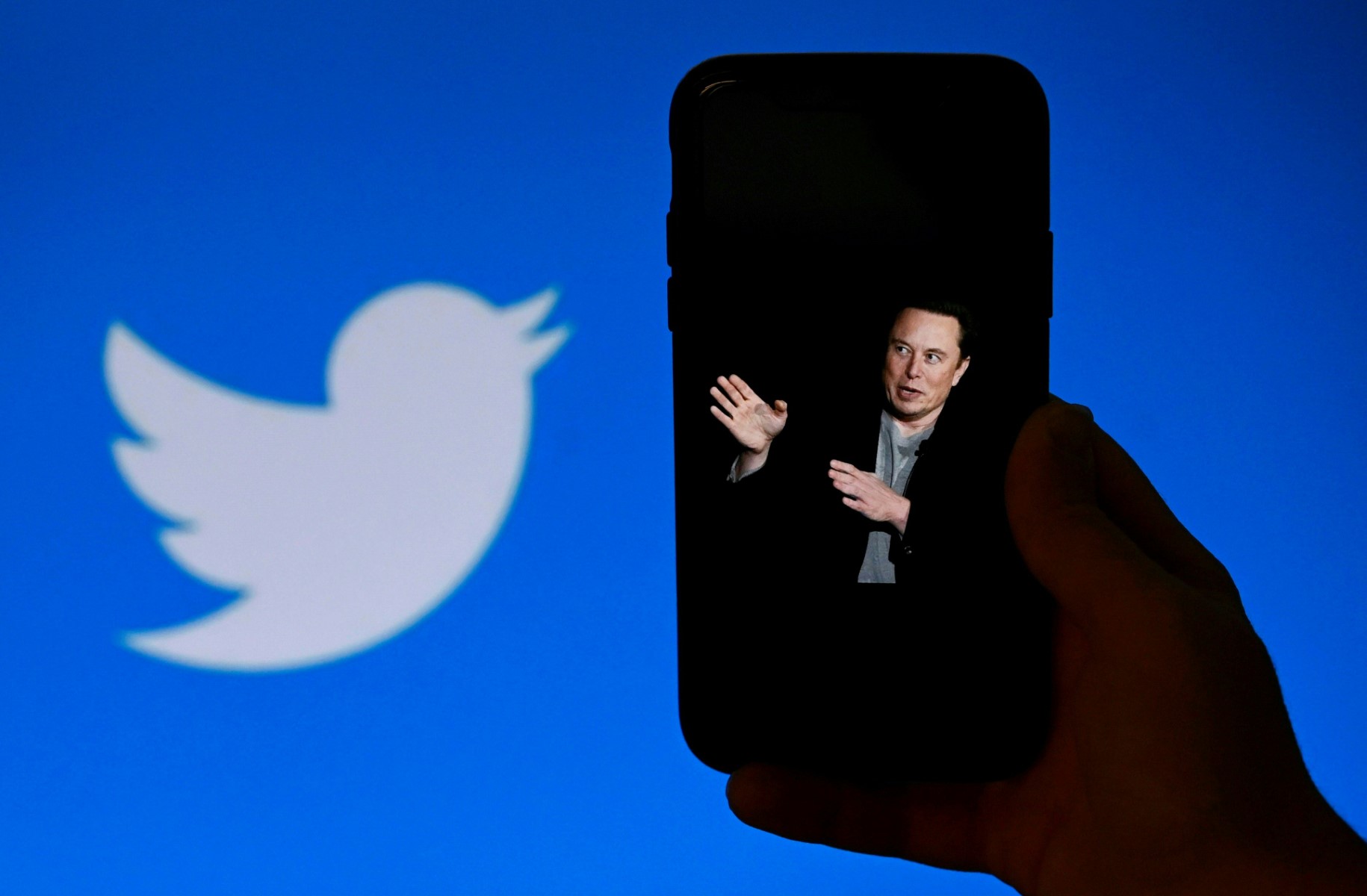 La pression monte pour Elon Musk alors que des marques délaissent Twitter