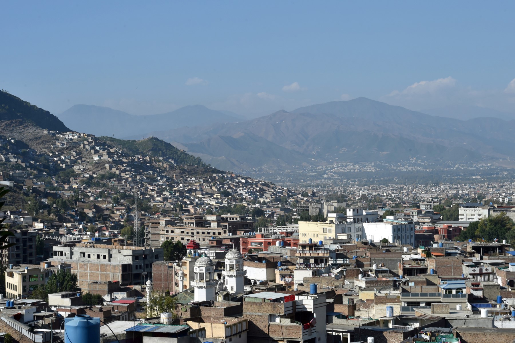 Pakistan: les talibans locaux mettent fin à leur cessez-le-feu