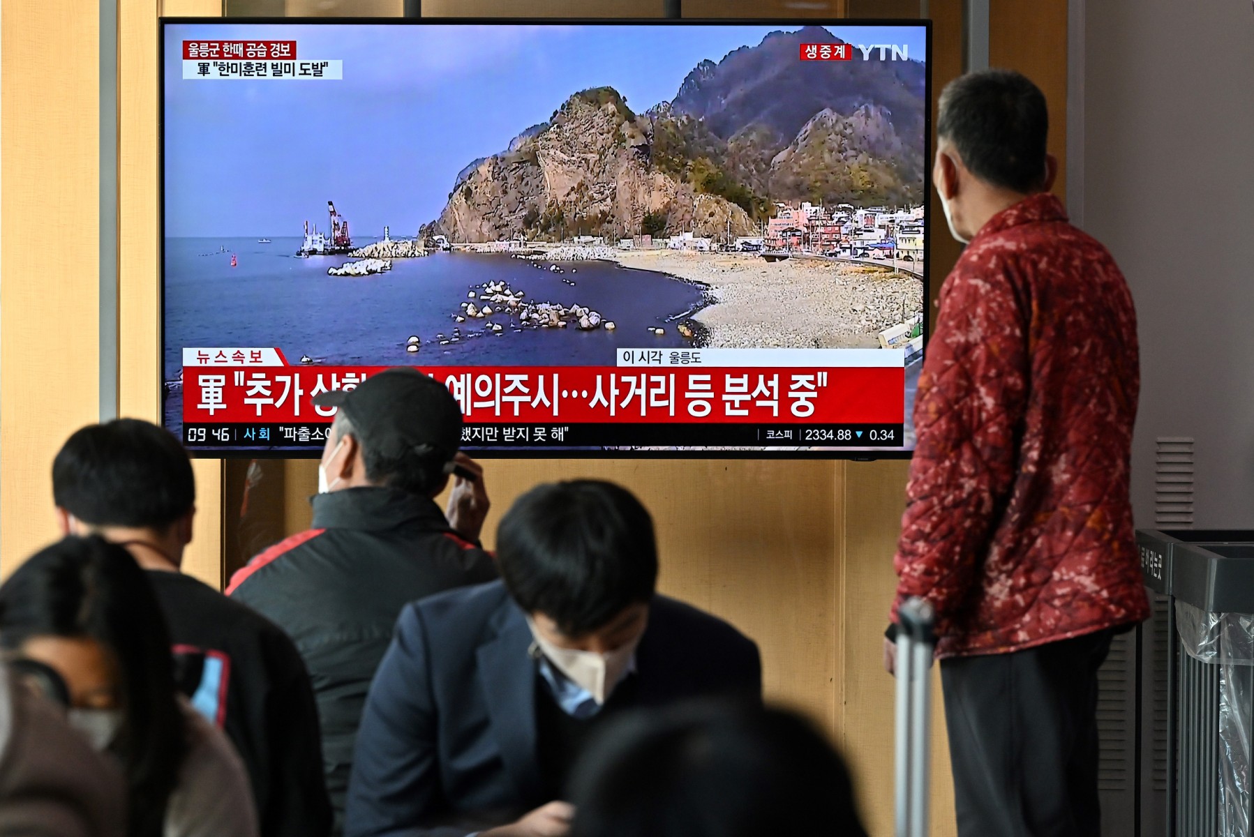 Brutale hausse des tensions dans la péninsule coréenne avec une salve de missiles de Pyongyang
