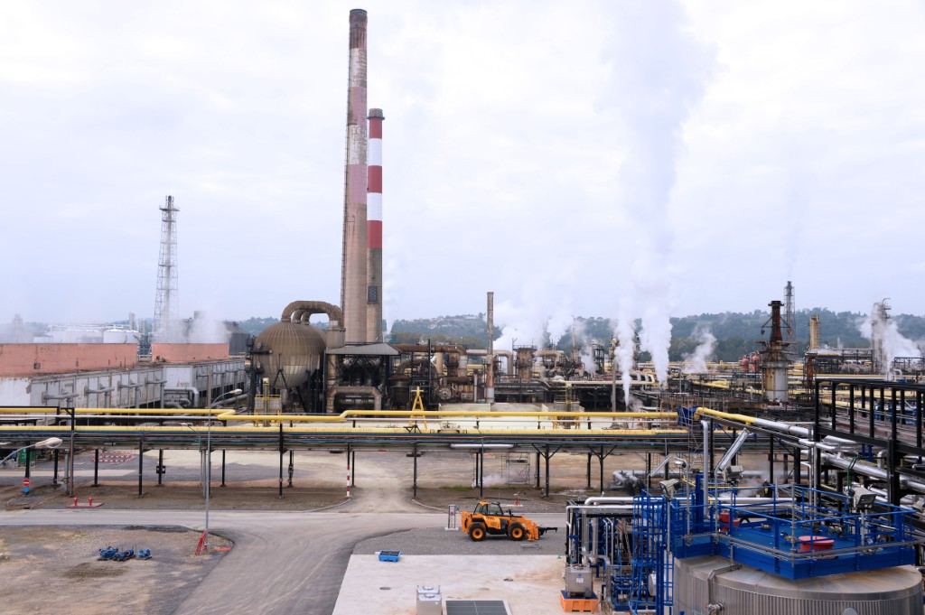 Lacq, plus grand gisement de gaz français, se met à l'heure verte
