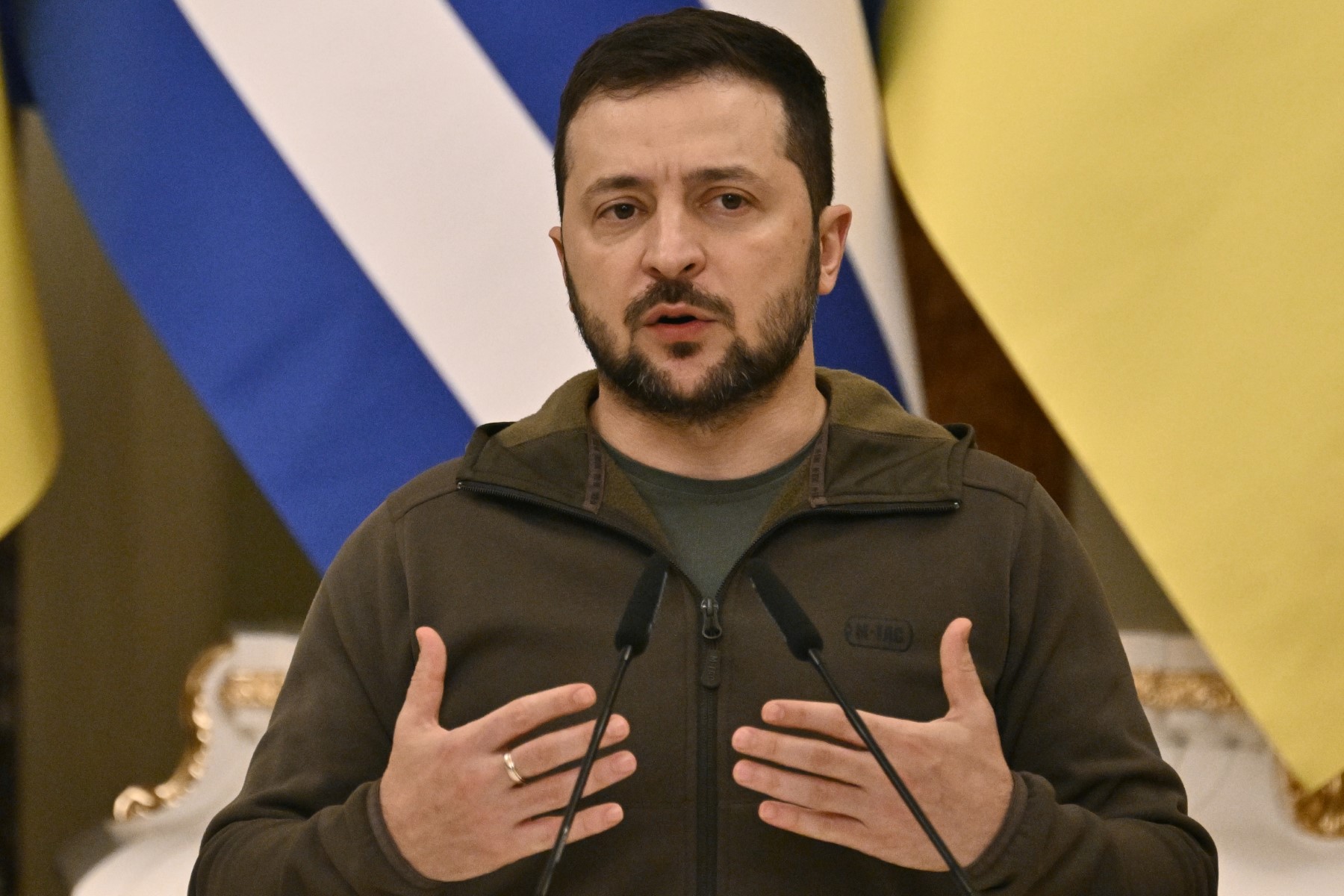Zelensky dénonce un «crime contre l'humanité» suite aux frappes russes sur des infrastructures