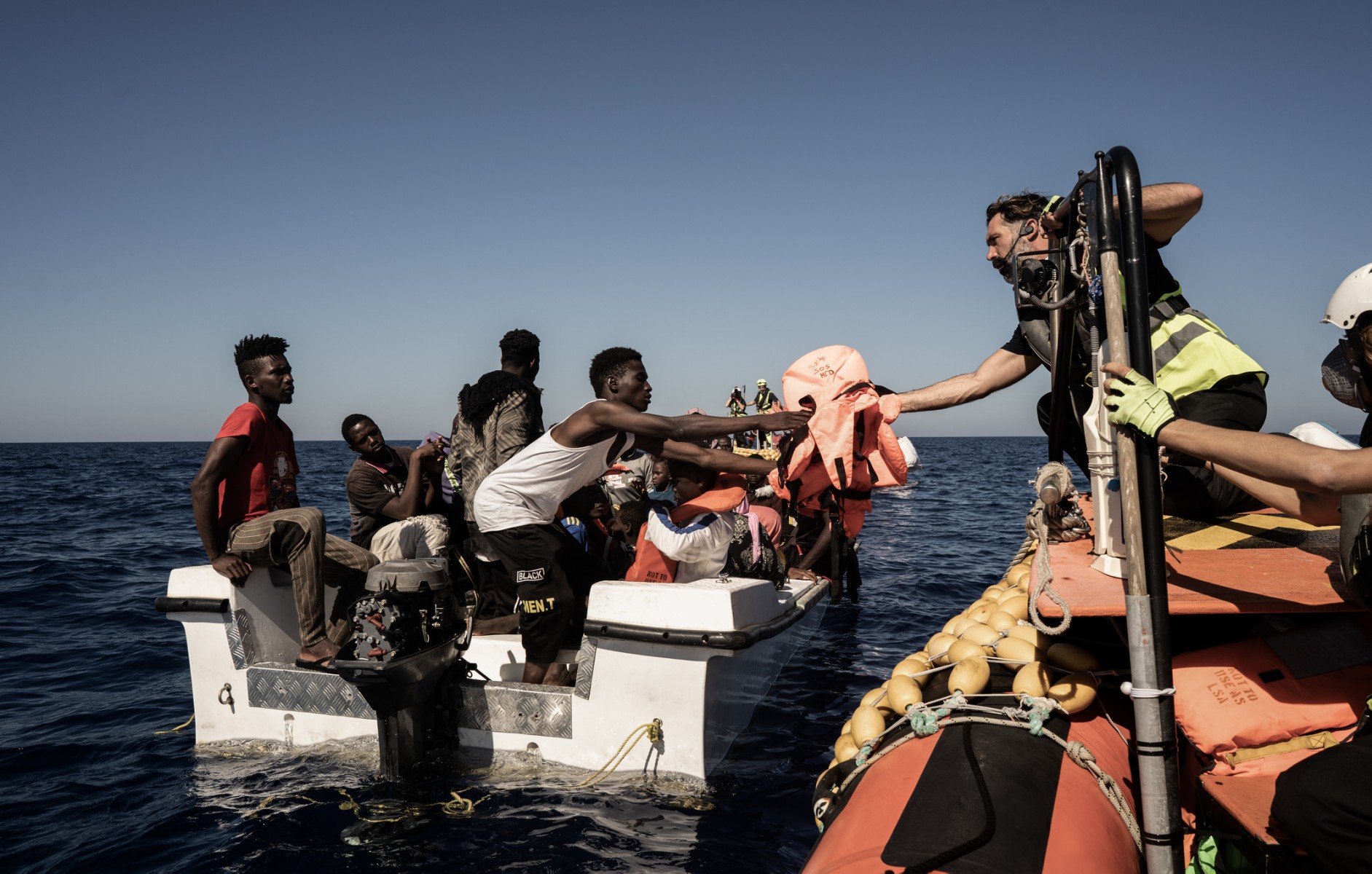 Grèce: un migrant meurt noyé après le naufrage d'un canot