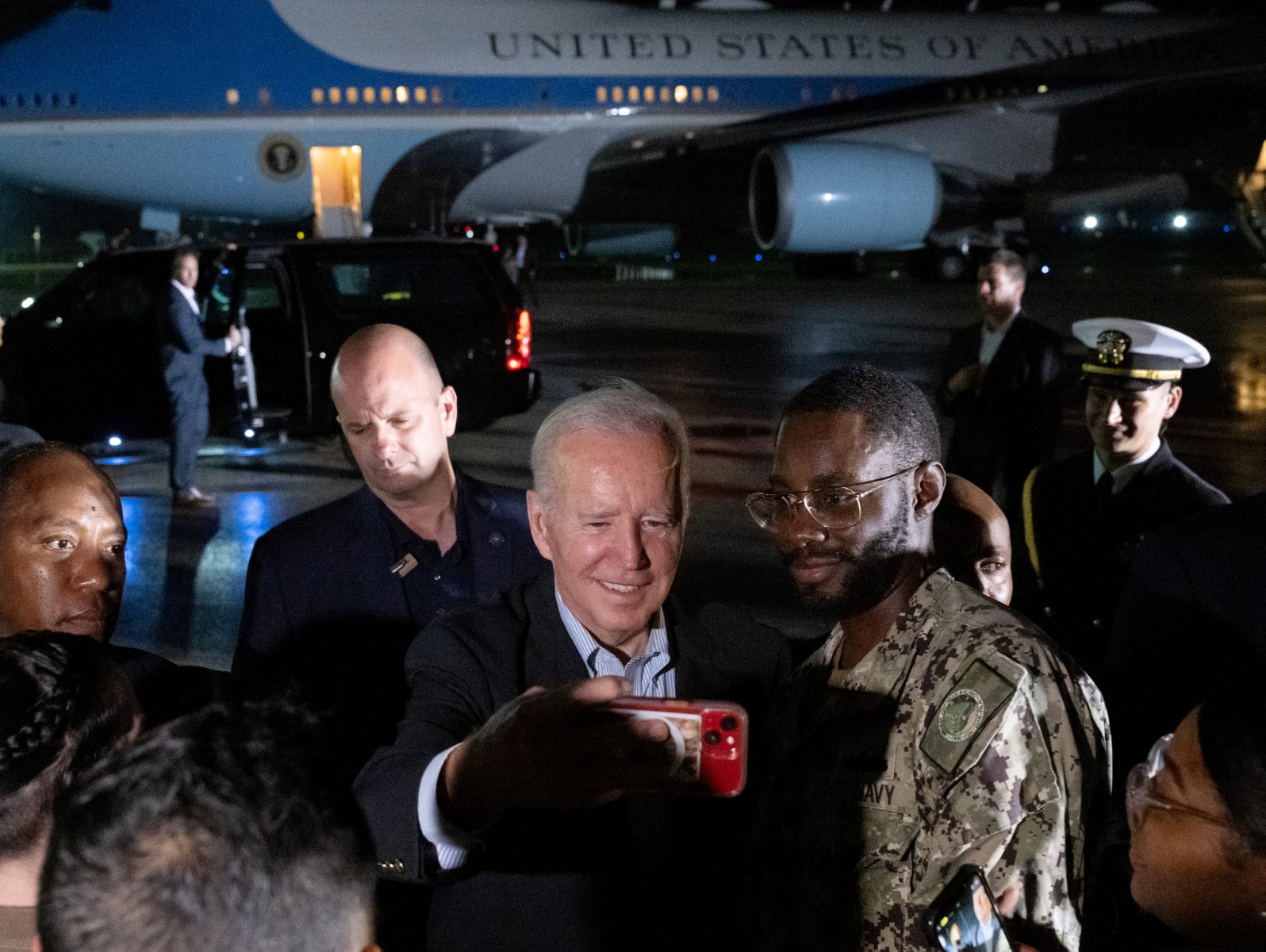 80 ans, et maintenant? Biden fête un anniversaire loin d'être seulement symbolique