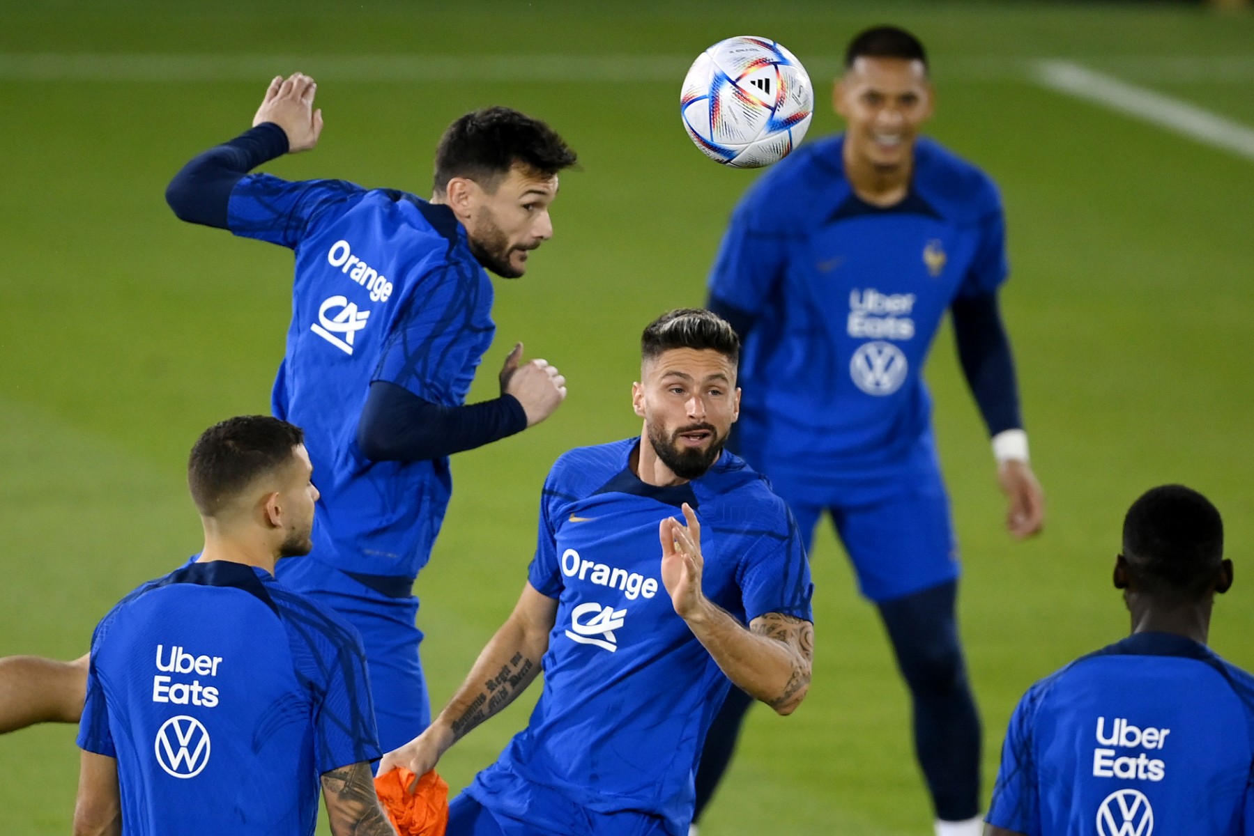 Mondial: méfiance pour les Bleus face au «danger» du faux-départ