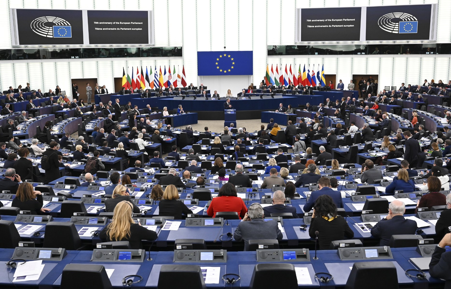 Ukraine: le Parlement européen approuve une aide de 18 milliards bloquée par la Hongrie