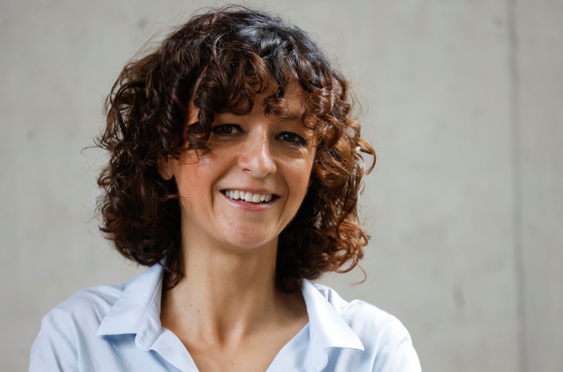 La prix Nobel de chimie Emmanuelle Charpentier parraine un nouveau programme de soutien aux chercheurs