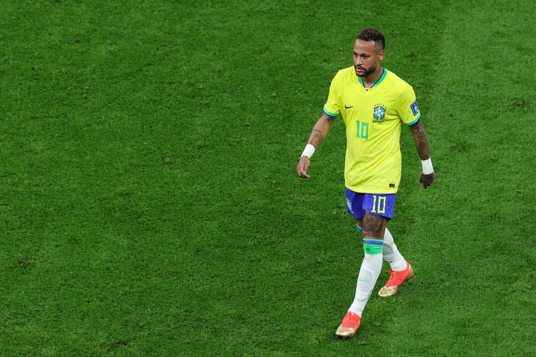 Mondial: «Neymar travaille d'arrache-pied pour revenir», dit Marquinhos